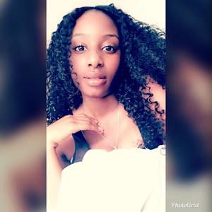 Meet your Posher, Danyell